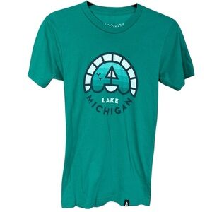 Ocean & Sea Lake Michigan T-Shirt Green Size XS